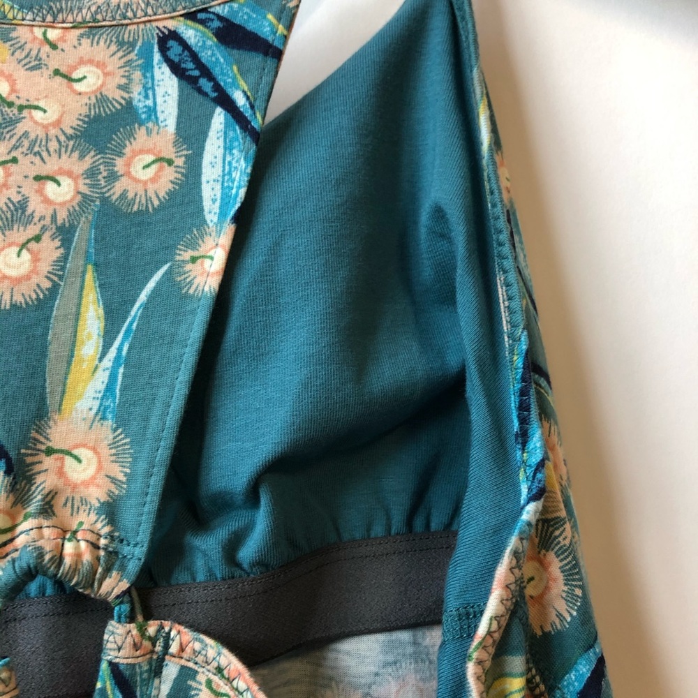 Patagonia Edisto Dress Las Flores Small NWT - Picture 8 of 11